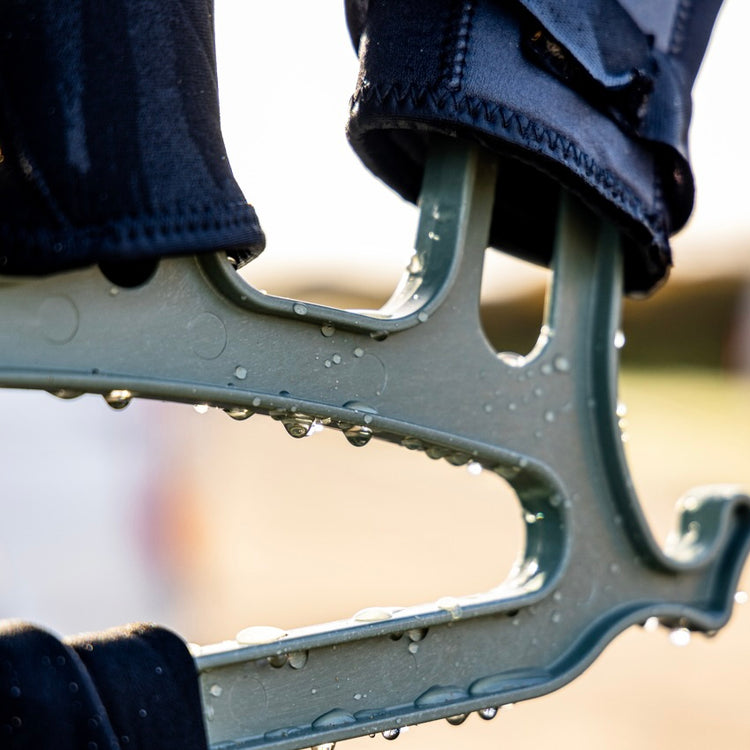 WETSUIT HANGER - 100% recycled fishing gear