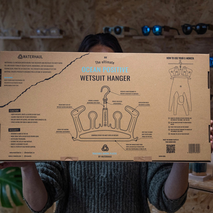 WETSUIT HANGER - 100% recycled fishing gear