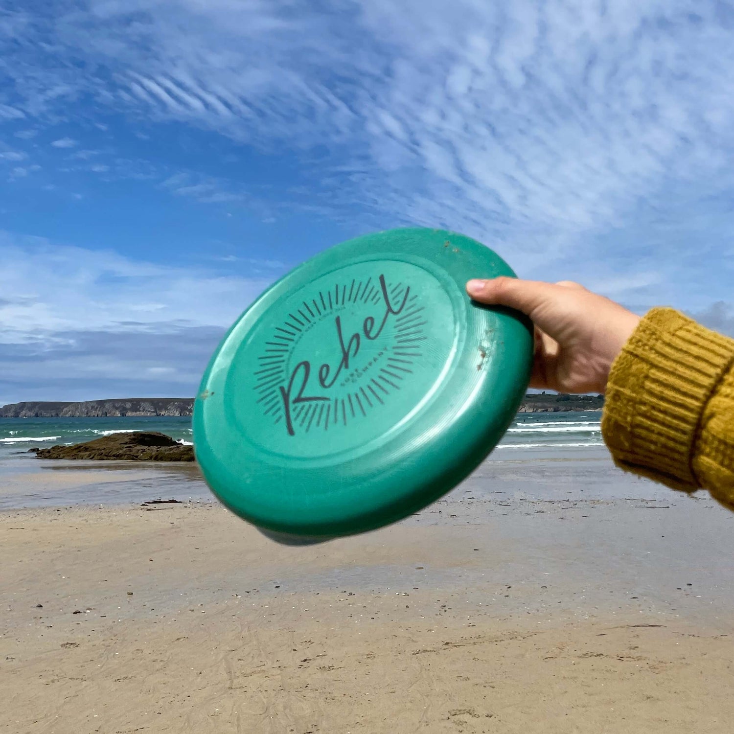 Frisbee aus recycelten Fischernetzen - REBEL FIN CO.