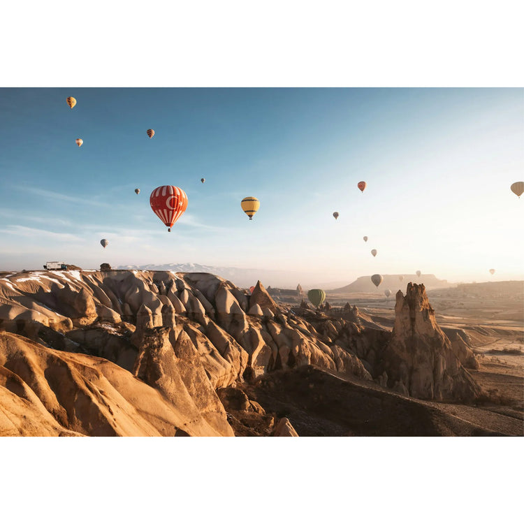 LIFE ON THE ROAD - Around the World on Four Wheels