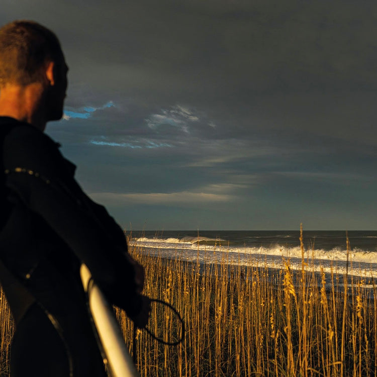 THE SURFER'S JOURNAL 33.2