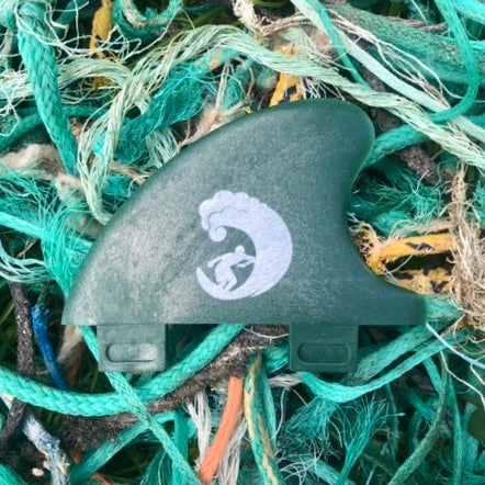 DRIFTWOOD FINS X REBEL FIN Center Fin aus Fischernetzen - REBEL FIN CO.