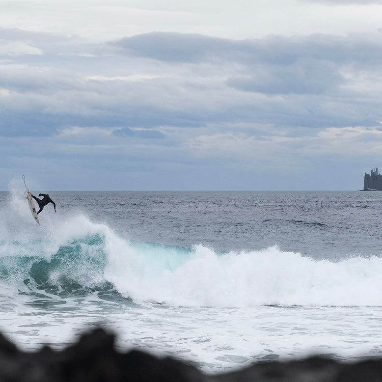 THE SURFER'S JOURNAL 31.2 - REBEL FIN CO.