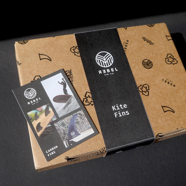 KITEBOARD FINNEN - recyceltes Carbon - REBEL FIN CO.