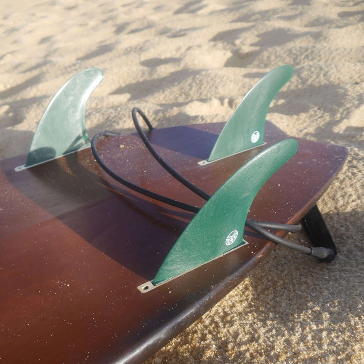 Nachhaltige_Surffins_Futures_Surffinnen_grün_recycelt_REBEL_FIN_CO