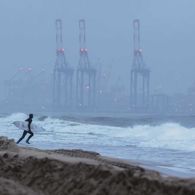 THE SURFER'S JOURNAL 35.3