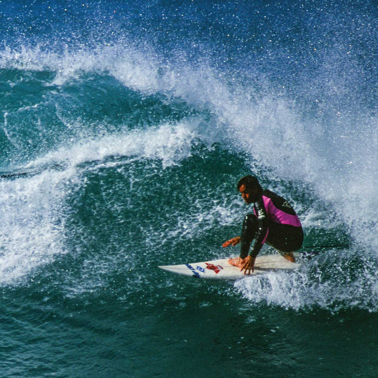 THE SURFER'S JOURNAL 35.3