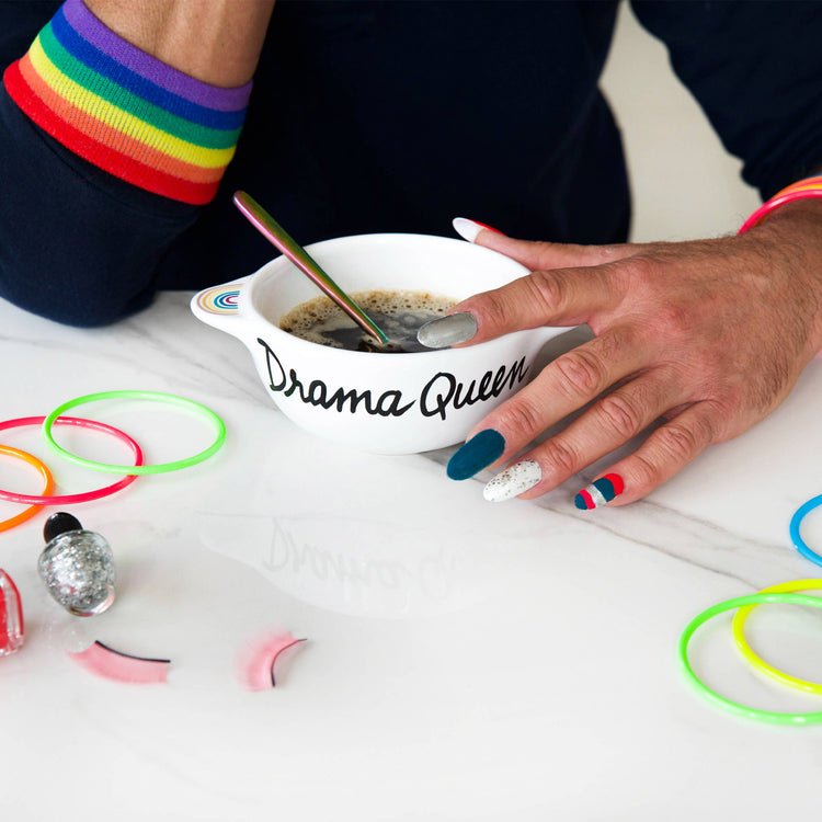 Breton Bowl  "DRAMA QUEEN"