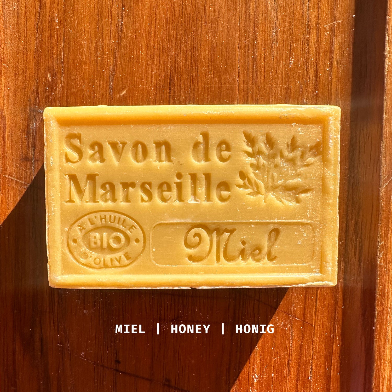 SAVON DE MARSEILLE - Miel/Honey - REBEL FIN CO.