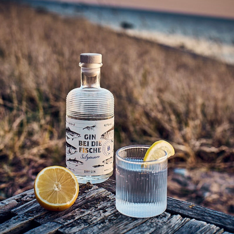 GIN BEI DIE FISCHE - Salzwasser - REBEL FIN CO.