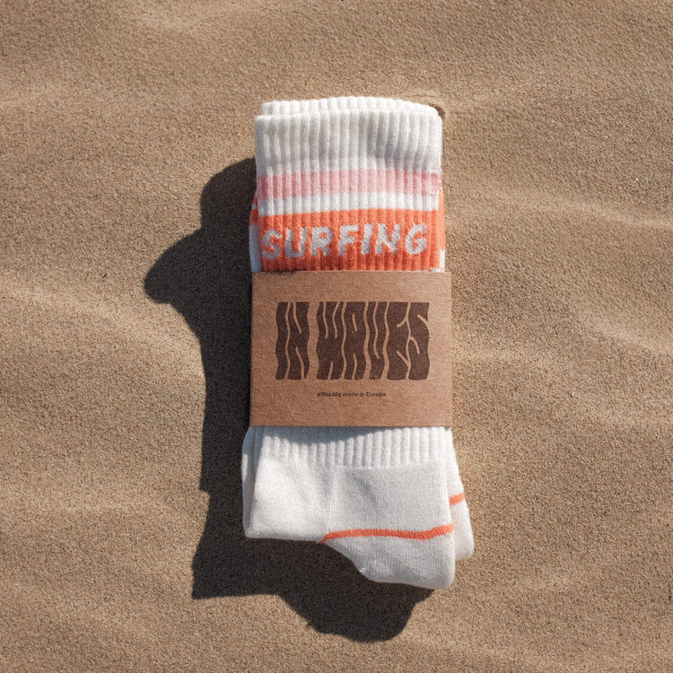 SURF & SKATE SOCKS "Going Surfing"