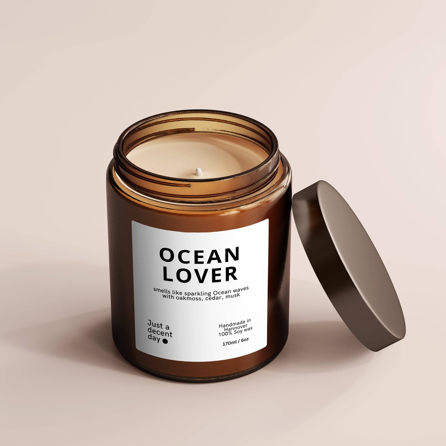 OCEAN LOVER - Handmade scented candles made from soy wax - REBEL FIN CO.
