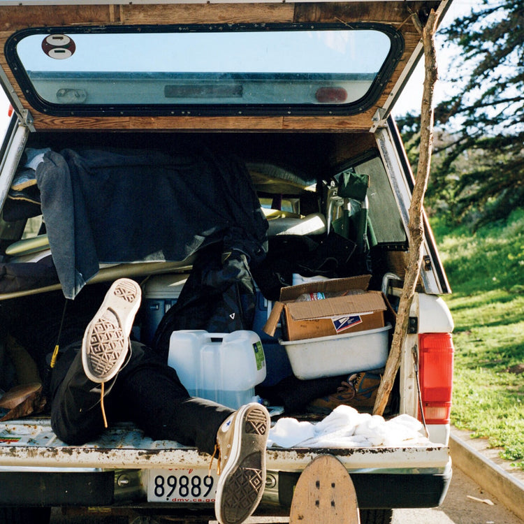 THE SURFER'S JOURNAL 34.4