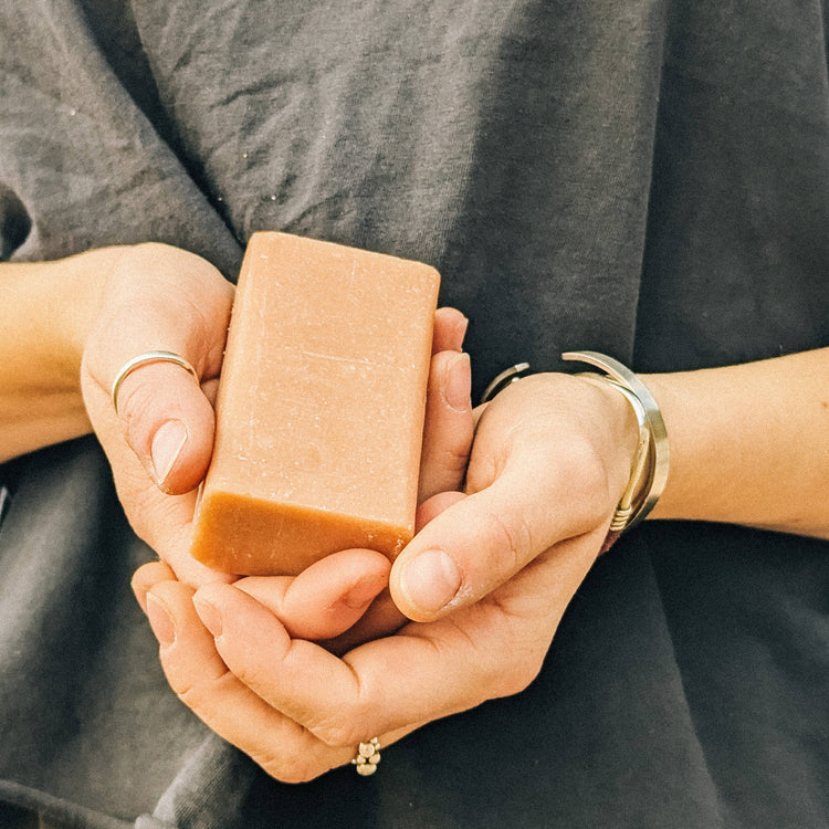 NATURAL BAR SOAP - Peppermint & Pink Grapefruit