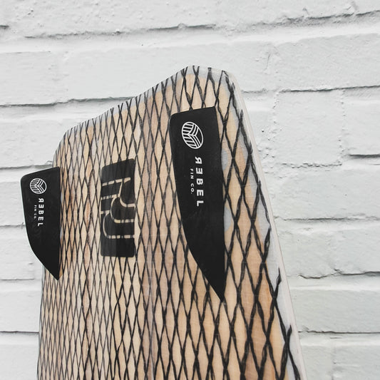 KITEBOARD FINNEN - recyceltes Carbon - REBEL FIN CO.